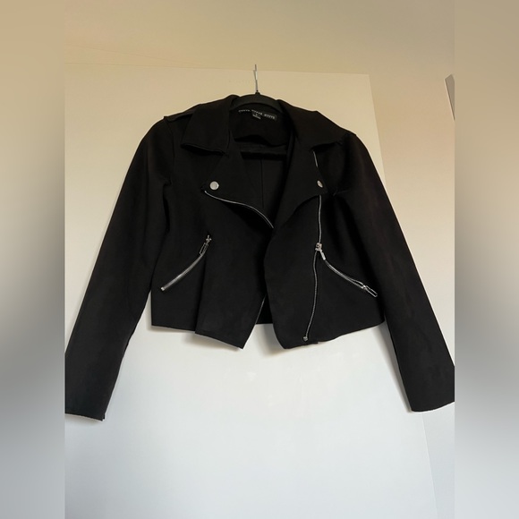 Black jacket - Picture 2 of 3